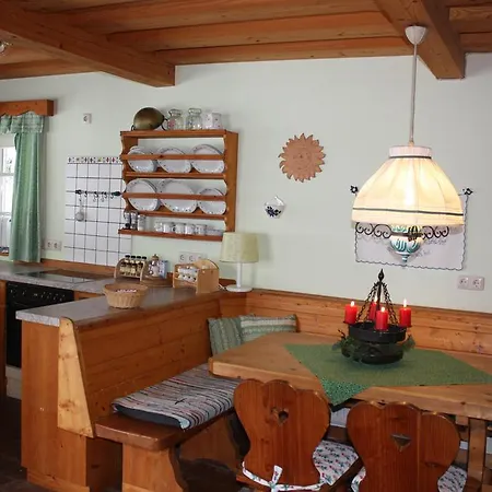 Altes Gehoeft Am Lormanberg Appartement *