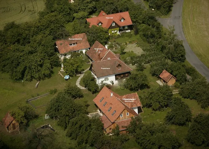 Altes Gehöft Am Lormanberg Apartment *